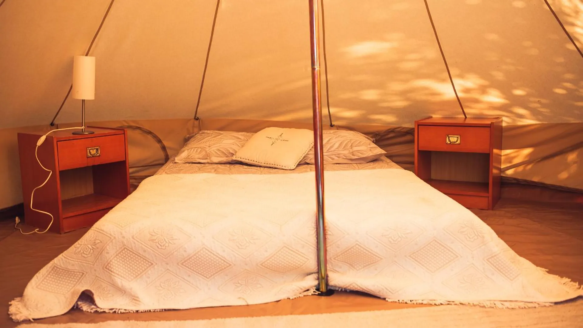 The Glamping Spot - Douarnenez Hotel Plonevez-Porzay Luxury tent