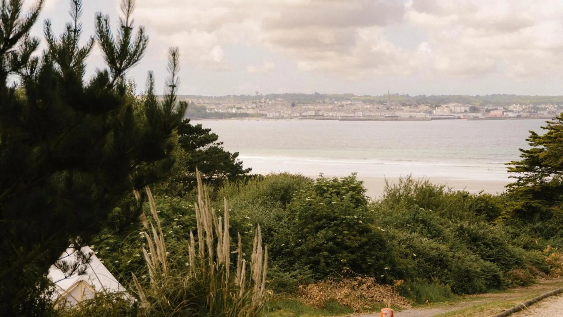 Hotel The Glamping Spot - Douarnenez à Plonévez-Porzay France
