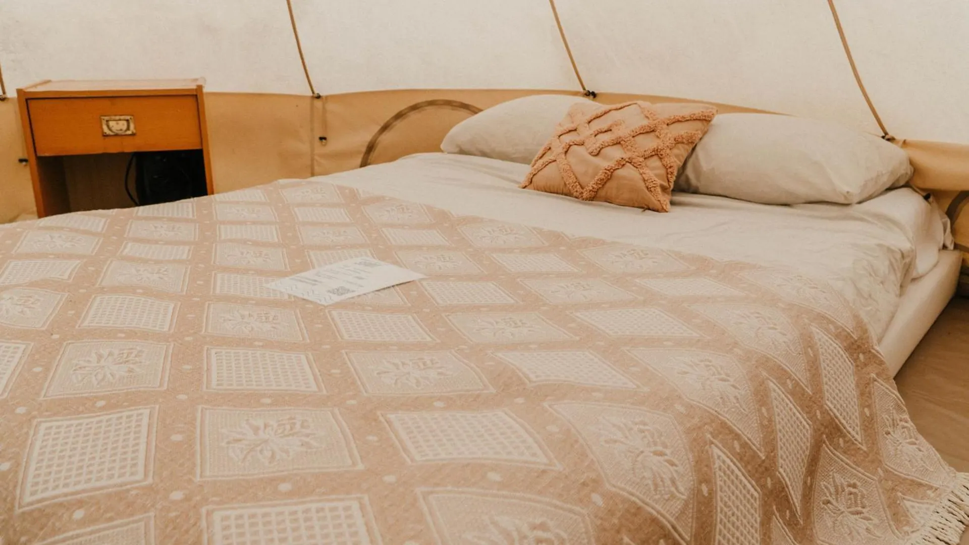 Tente de luxe Hotel The Glamping Spot - Douarnenez à Plonévez-Porzay